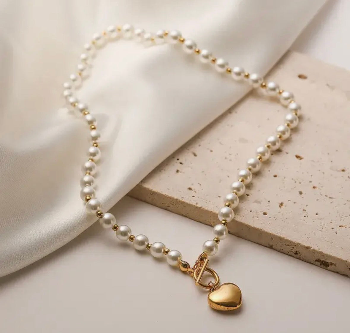 Beaded Pearl and Gold Heart Necklace